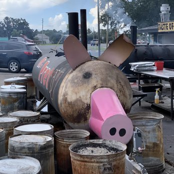 Robert's Smokin' BBQ - Barbeque Near Me - Port Richey, Florida Robert's Smokin' BBQ - Barbeque Near Me - Port Richey, Florida