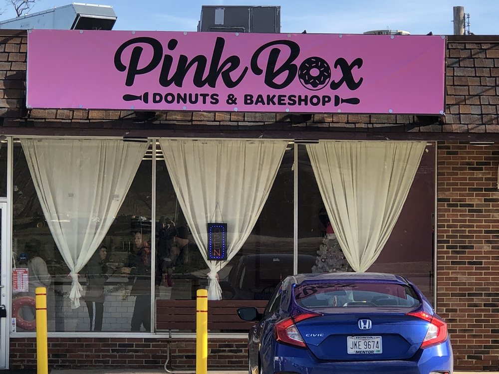 PINK BOX DONUTS AND CLOSED Updated July 2024 21 Photos