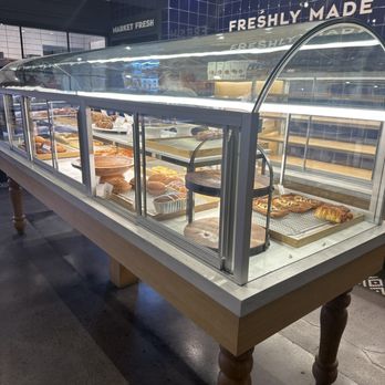 Paris Baguette - Bakeries Near Me - Carlsbad, California Paris Baguette - Bakeries Near Me - Carlsbad, California