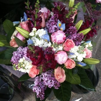 Jayne's Flowers - Florists Near Me - Boston, Massachusetts