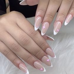 Gilo Nails
