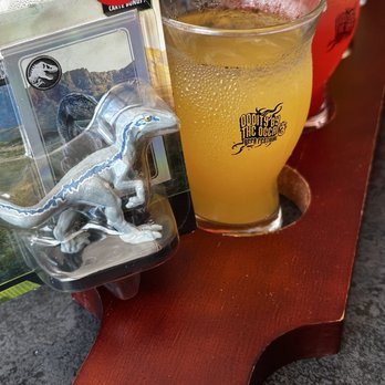 Food For Thought - Happy meal toy - Gastropubs Near Me - Cape Neddick , Maine