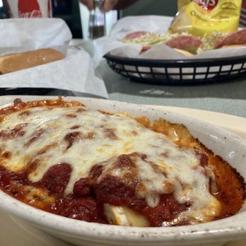 D'caesaro Pizza & Italian Restaurant - Italian Near Me - Riverside, California D'caesaro Pizza & Italian Restaurant - Italian Near Me - Riverside, California
