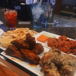 Longshots Bar and grill - Wings and Buffalo shrimp