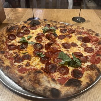 Luigis Pizza - Pepperoni pizza - Pizza Near Me - Honolulu, Hawaii Luigis Pizza - Pepperoni pizza - Pizza Near Me - Honolulu, Hawaii