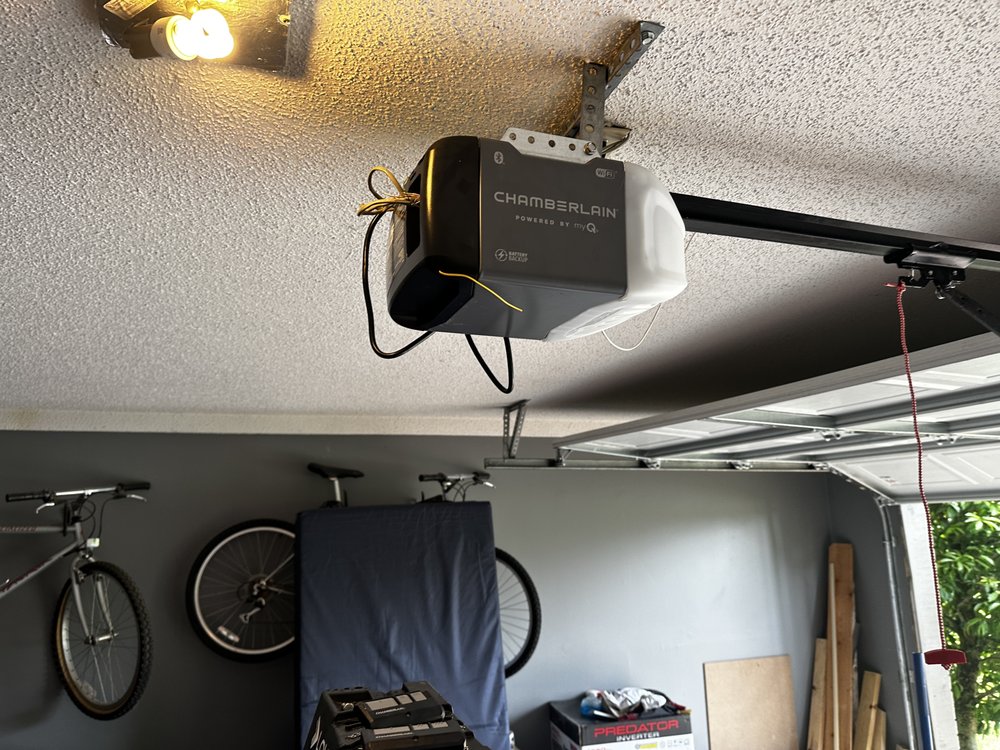 Unitedtechsquad - Garage Door Contractor in Memphis, TN