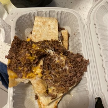 Mr Deli & Grill - STEAK QUESADILLA? Where's the cheese or salsa or sour cream?!?! - American Near Me - Brooklyn, New York