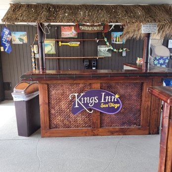 Kings Inn San Diego - Unmanned tiki bar - San Diego, CA