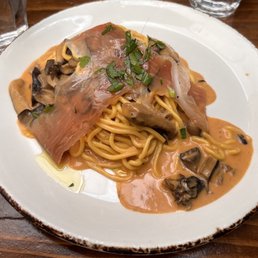Spaghettini Funghi E Speck