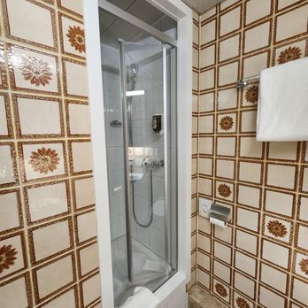Hotel Ambassador - Single room - Hotels Near Me - Brig, VS