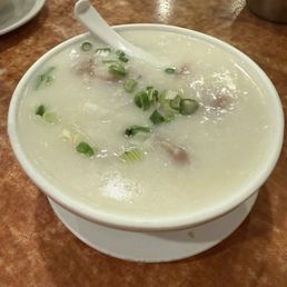 Gold Medal Porridge (which includes beef, scallop, shrimp) Gold Medal Porridge (which includes beef, scallop, shrimp)