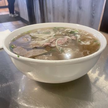 Basil Authentic Vietnamese Cuisine - Vietnamese Near Me - Everett, Washington