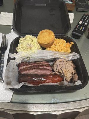 The Memphis Grill by null