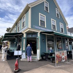 Water Prince Corner Shop - The outside of the restaurant