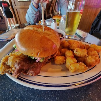 Hank’s Garage & Grill - Tenderloin - Hot Dogs Near Me - Shawnee, Kansas