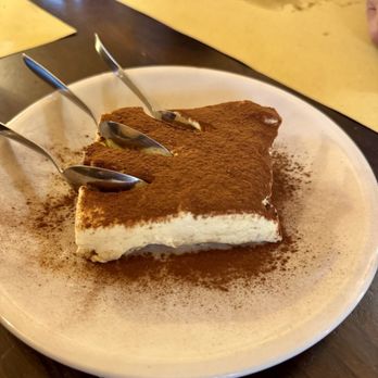 Alle Carrette - Tiramisu - Pizza Near Me - Rome, RM