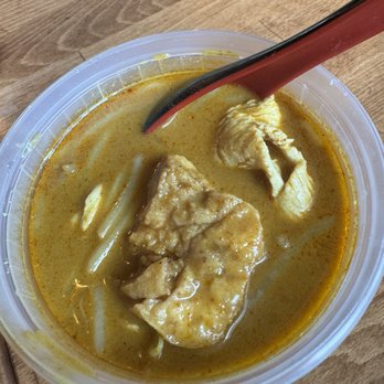 LoveMama - Coconut Curry Chicken Soup - Thai Near Me - New York, New York LoveMama - Coconut Curry Chicken Soup - Thai Near Me - New York, New York