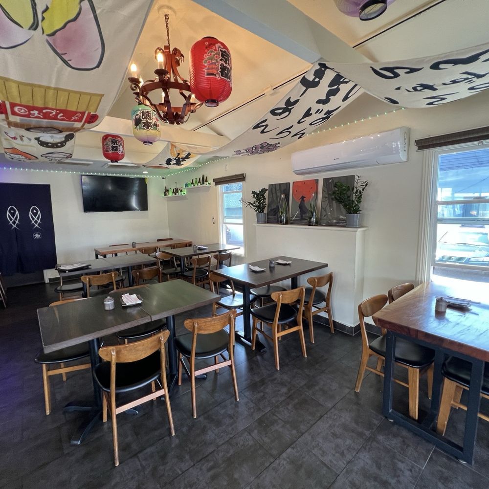 Kigawa Bistro - 8/24/24 Interior - Sushi Bars Near Me - San Leandro, California Kigawa Bistro - 8/24/24 Interior - Sushi Bars Near Me - San Leandro, California