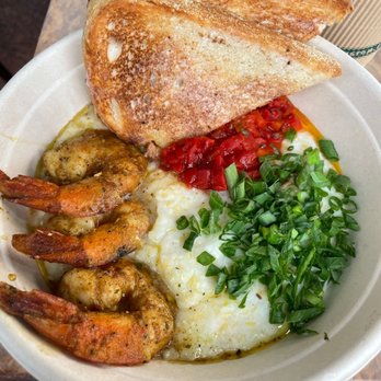 Toast - Shrimp and grits - New American Near Me - Norfolk, Virginia