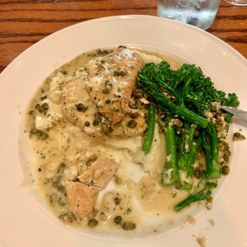 The Boathouse - Chicken piccata with mashed potatoes and broccolini - New American Near Me - Hawley, Pennsylvania The Boathouse - Chicken piccata with mashed potatoes and broccolini - New American Near Me - Hawley, Pennsylvania