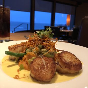 Moonraker Restaurant - Scallops, my husband loved them! - New American Near Me - Pacifica, California