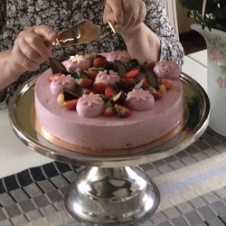 Lingon & Dill - Blackberry moose cake!