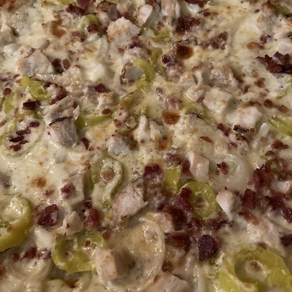 PapaLeno's - Chicken, bacon, & ranch (added banana peppers) - Pizza Near Me - Berea, Kentucky PapaLeno's - Chicken, bacon, & ranch (added banana peppers) - Pizza Near Me - Berea, Kentucky