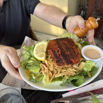 McMenamins on the Columbia - Azteca salad with grilled salmon - American Near Me - Vancouver, Washington McMenamins on the Columbia - Azteca salad with grilled salmon - American Near Me - Vancouver, Washington