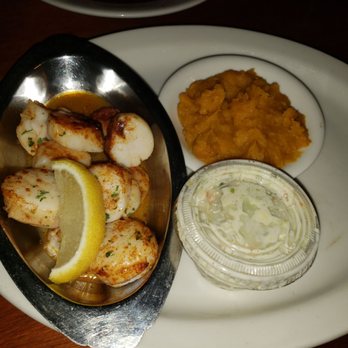 Boston Seafood - Scallops, cole slaw and squash - Seafood Near Me - North Adams, Massachusetts Boston Seafood - Scallops, cole slaw and squash - Seafood Near Me - North Adams, Massachusetts