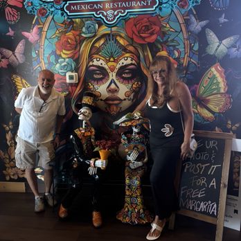 Casa Real - The incredible mural and sculptures in the front entry area. - Mexican Near Me - Las Vegas, Nevada Casa Real - The incredible mural and sculptures in the front entry area. - Mexican Near Me - Las Vegas, Nevada