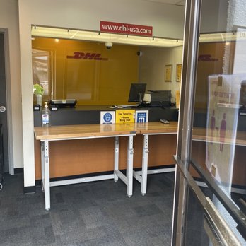 DHL Express - inside office - super clean - Couriers & Delivery Services Near Me - Honolulu, Hawaii DHL Express - inside office - super clean - Couriers & Delivery Services Near Me - Honolulu, Hawaii