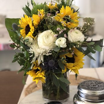 Flowers by Mel - Flowers & Gifts Near Me - Phoenix, Arizona Flowers by Mel - Flowers & Gifts Near Me - Phoenix, Arizona