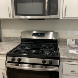 Clean stainless steel appliances and marble countertops! Clean stainless steel appliances and marble countertops!