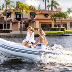 Power Boats and Tenders