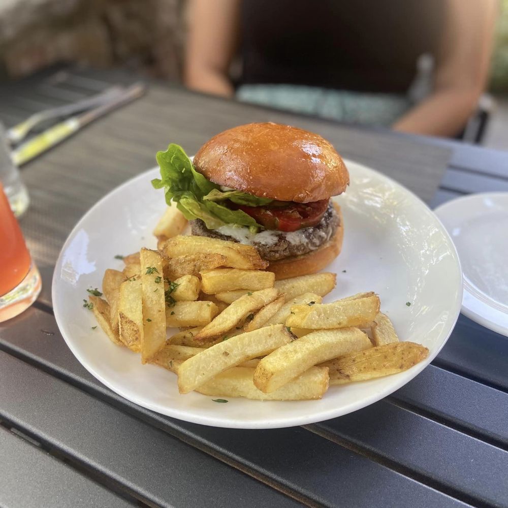 Åppellation - Cheese Burger - Venues & Event Spaces Near Me - Lodi, California Åppellation - Cheese Burger - Venues & Event Spaces Near Me - Lodi, California