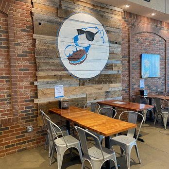 The Baked Bear - Inside of the Baked Bear, plenty of tables for seating - Desserts Near Me - Yukon, Oklahoma