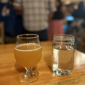 RMV Cellars - JUICY JOY 6.5% ABV - Beer Bar Near Me - West Park, New York