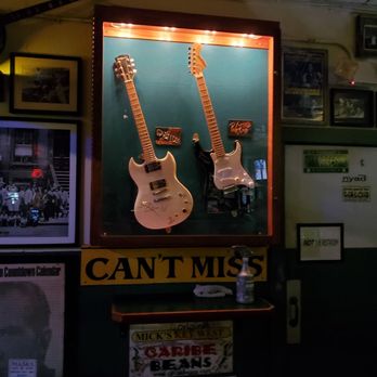 Green Parrot - Dive Bars Near Me - Key West, Florida Green Parrot - Dive Bars Near Me - Key West, Florida
