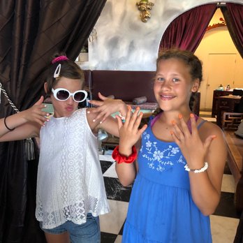 Anam Spa - Great manis! Great mojitos! - Nail Salons Near Me - San Juan, Puerto Rico Anam Spa - Great manis! Great mojitos! - Nail Salons Near Me - San Juan, Puerto Rico