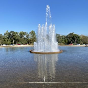 World's Fair Pavilion - Fountain by World's Fair Pavilion . - Parks Near Me - Saint Louis, Missouri World's Fair Pavilion - Fountain by World's Fair Pavilion . - Parks Near Me - Saint Louis, Missouri