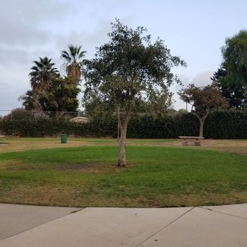 Hathaway Park - Parks Near Me - Lomita, California