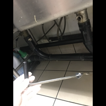 Gutierrez Plumbing - Broken piece from our middle compartment sink - Plumbing Near Me Gutierrez Plumbing - Broken piece from our middle compartment sink - Plumbing Near Me