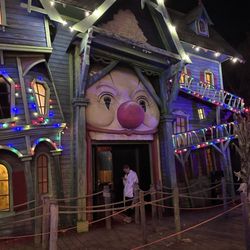 Bayville Adventure Park - Funhouse entrance