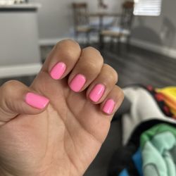 T D Nail and Spa - Gel manicure