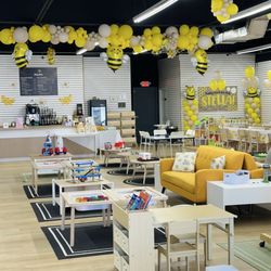Busy Bees Play Cafe