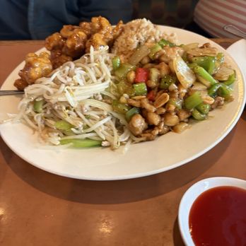 Goodworld Chinese Restaurant - Dim Sum Near Me - Portland, Oregon Goodworld Chinese Restaurant - Dim Sum Near Me - Portland, Oregon