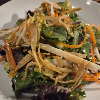 Griffin Kitchen & Bar - Salad - Seafood Near Me - Roslyn, New York Griffin Kitchen & Bar - Salad - Seafood Near Me - Roslyn, New York