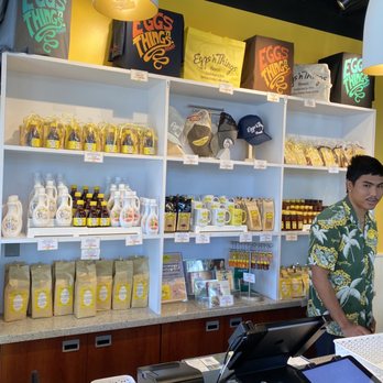 Eggs 'n Things Ko Olina - Cash register with merchandise for sale - American Near Me - Kapolei, Hawaii