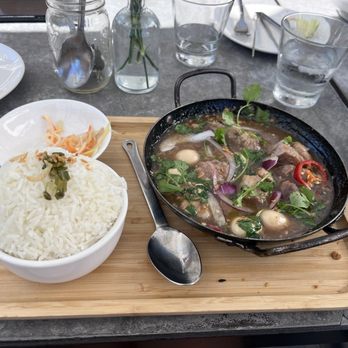 Little Sister - Vietnamese Near Me - El Segundo, California Little Sister - Vietnamese Near Me - El Segundo, California
