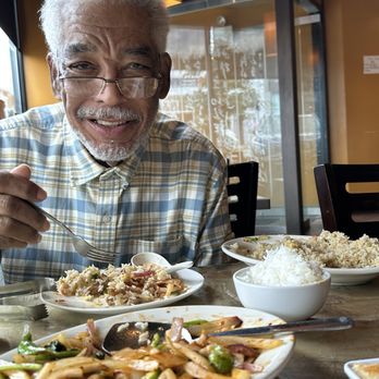 Truly Sichuan - My dad enjoying Pork Fried Rice / 炒饭, Sichuan Chicken / 川北鸡 - Szechuan Near Me - Ridgewood, New Jersey Truly Sichuan - My dad enjoying Pork Fried Rice / 炒饭, Sichuan Chicken / 川北鸡 - Szechuan Near Me - Ridgewood, New Jersey